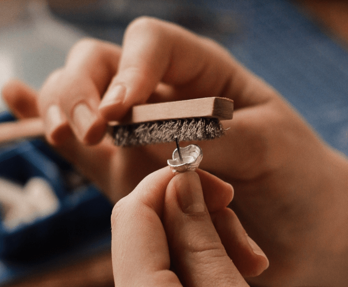 Keunggulan Cincin Custom Handmade